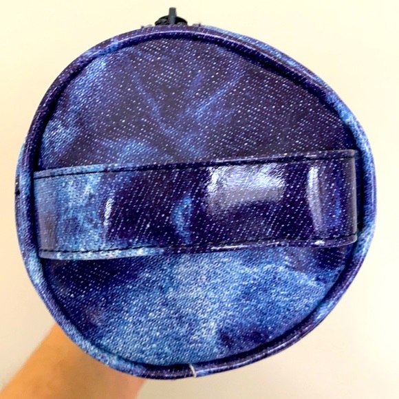 B2G1 Rebecca Minkoff Blue Denim Tie Dye Cylinder Makeup Pouch - Picture 5 of 12
